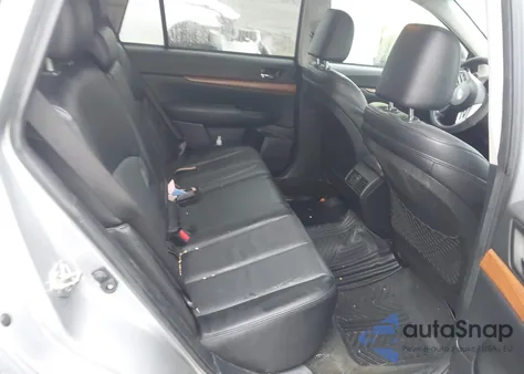 2013 Subaru Outback 2.5I Limited z USA, uszkodzony, nr VIN 4S4BRCPC1D3206458